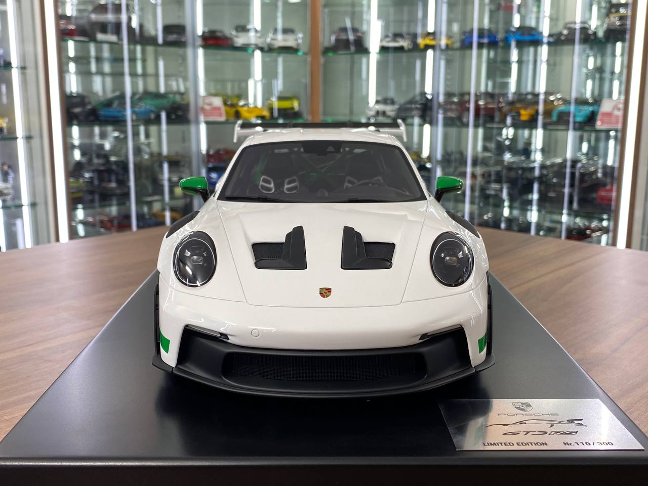 1/12 Resin Porsche 911 GT3 RS – White / Green | Spark Models Dealer Edition | Limited to 300 pcs
