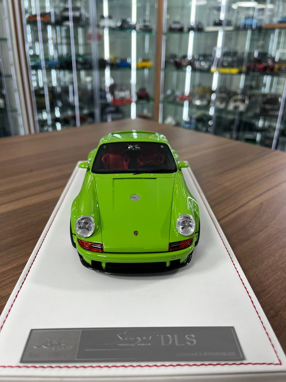 Ivy Models 1:18 Porsche Singer DLS – Apple Green | Resin | Limited to 20 pcs