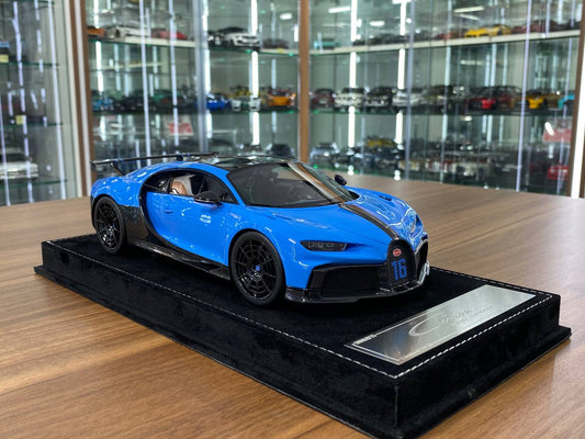 ★ 1/18 H&H Bugatti Chiron Pur Sport – Presentation Blue – Limited Edition of 30