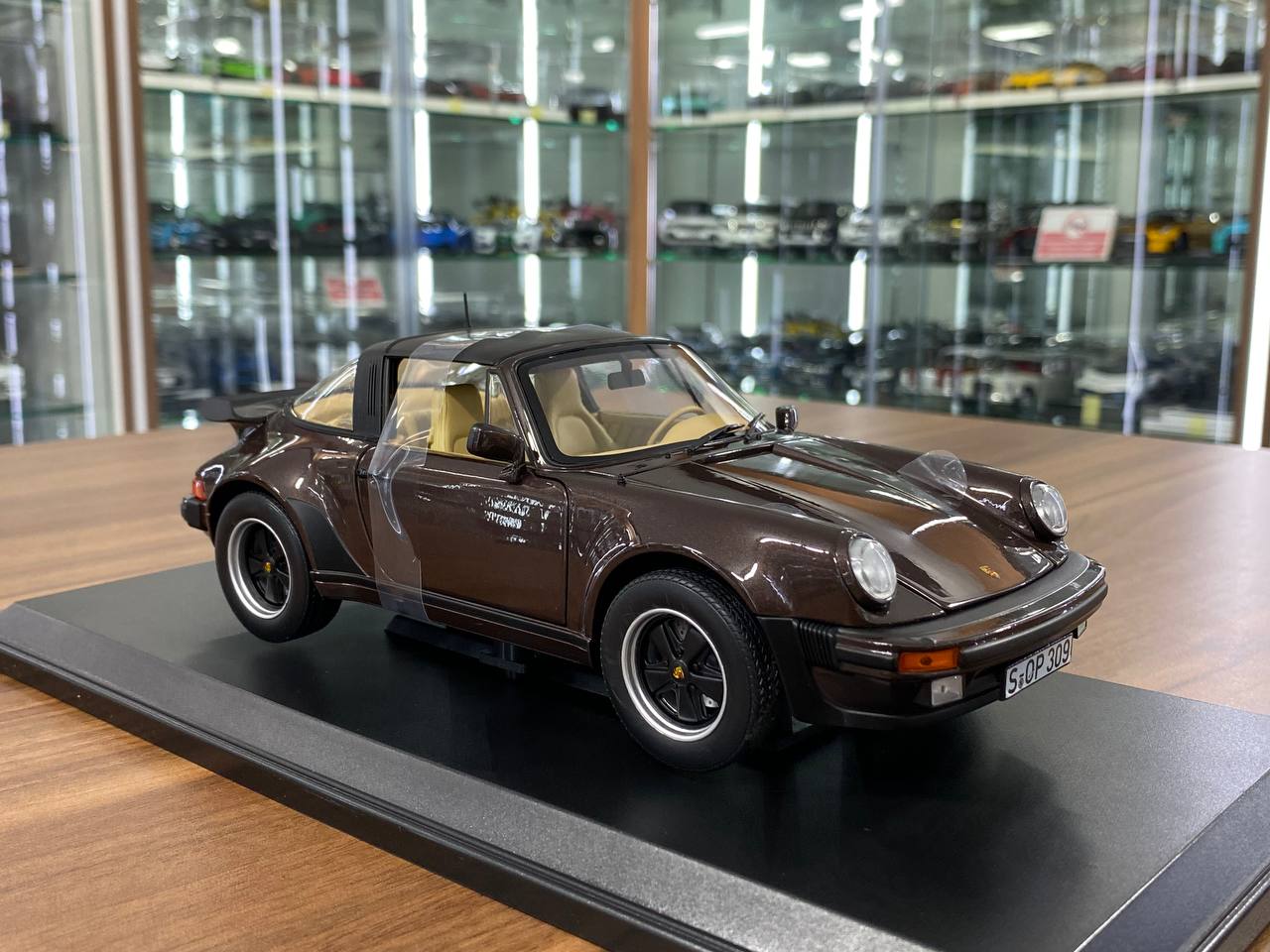 1/18 Metal Diecast - Porsche 911 Turbo Targa 3.3 (1987) Brown Metallic by Norev