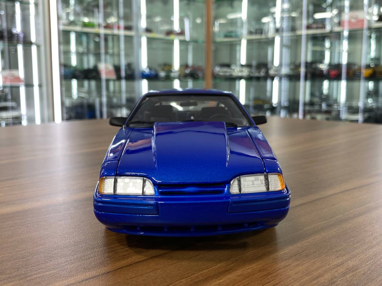 1/18 Ford Mustang 1990 blue by GMP Model Car