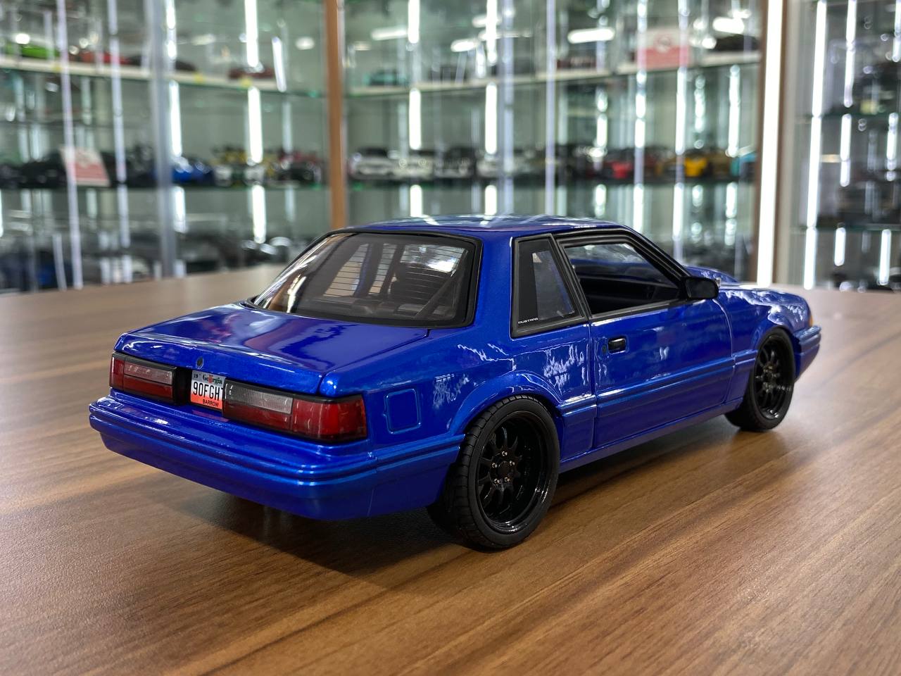 1/18 Ford Mustang 1990 blue by GMP Model Car