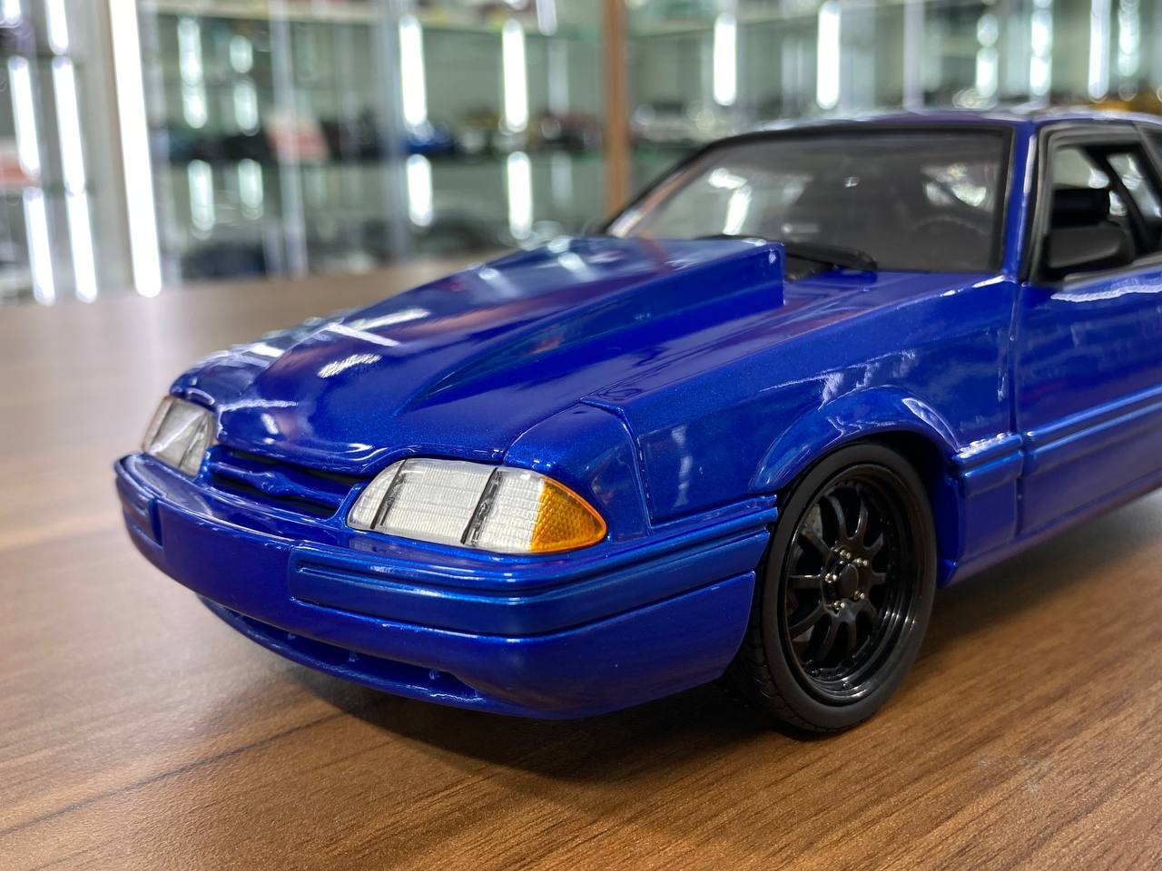 1/18 Ford Mustang 1990 blue by GMP Model Car