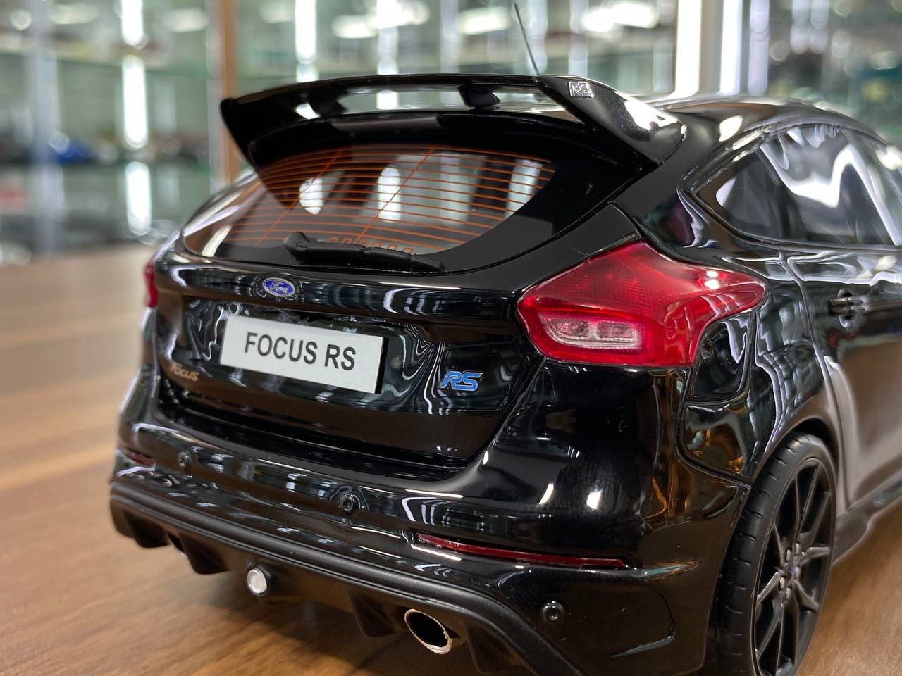 1/18 Resin Ford Focus RS MK3 Black Otto Model Car