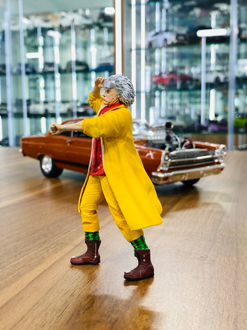 1/18 Scale Action Figure - Back To The Future ( Doc Brown)
