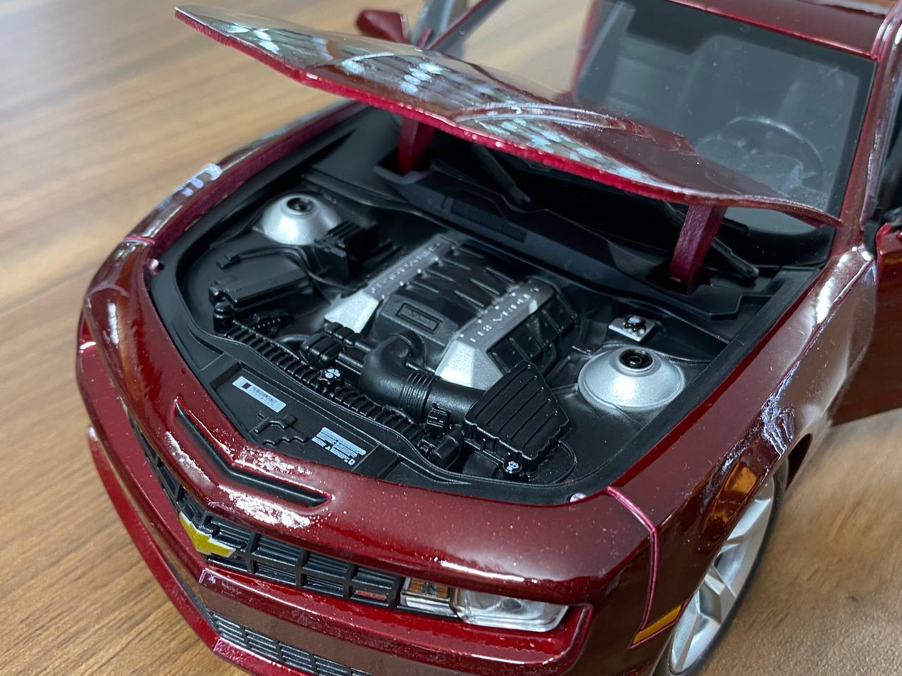 1/18 Diecast Maisto Chevrolet Camaro SS RS 2010 Maroon