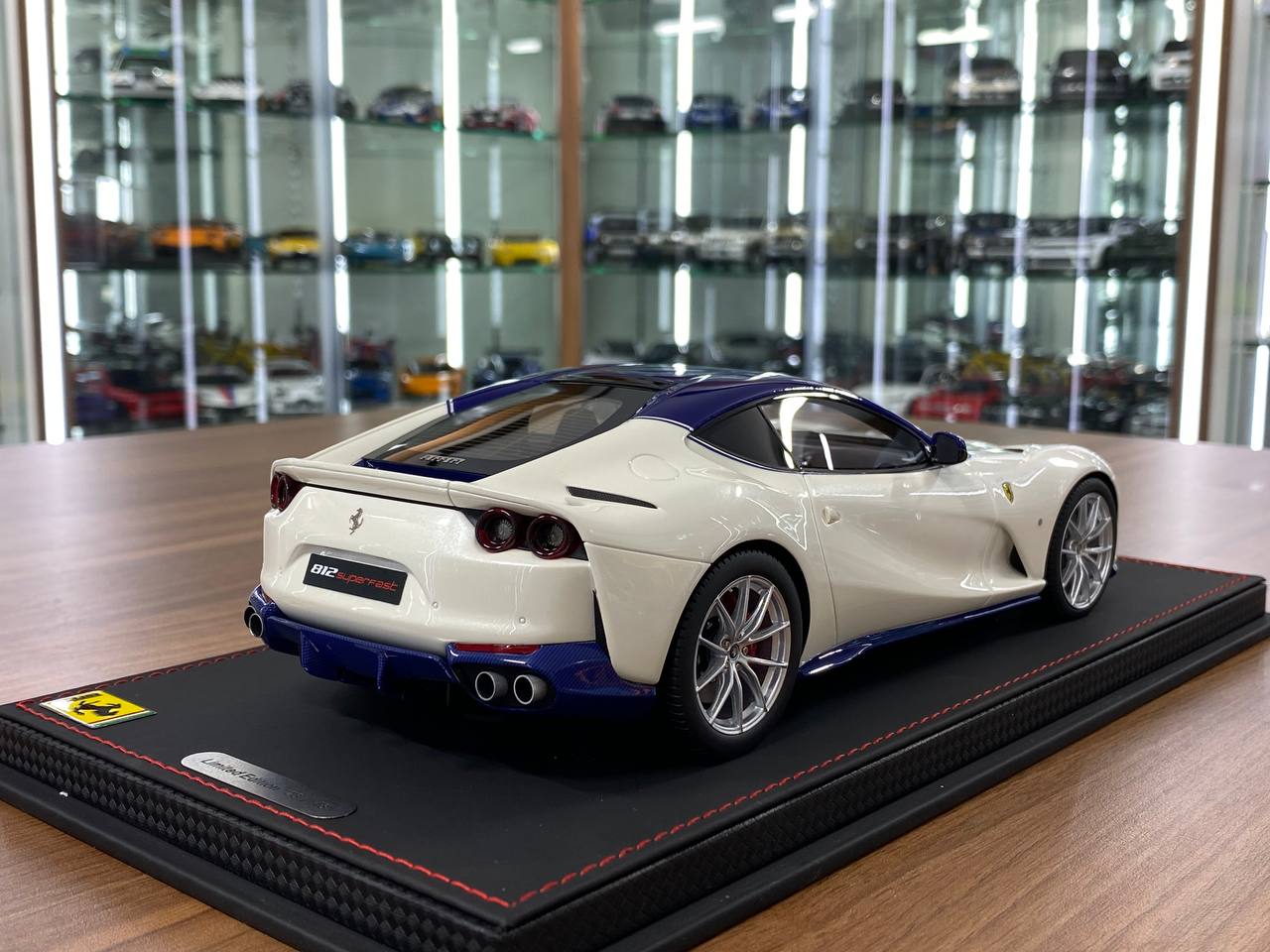 1:18 Resin Model - Ferrari 812 Superfast white by BBR Models