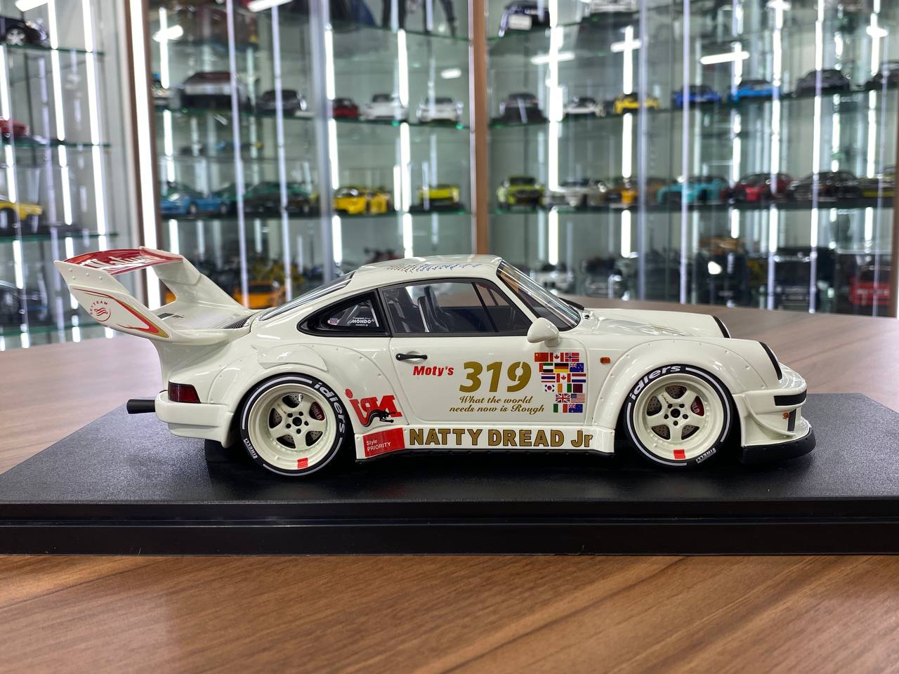 1/18 Resin GT Spirit Porsche RWB Natty Dread Junior #319 - White Limited Edition