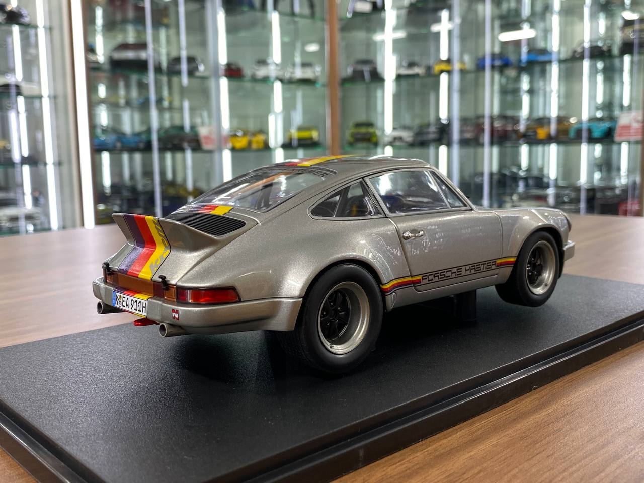 1/18 Diecast Doors opening Solido Porsche 911 RSR-KREMER DESIGN - 1973 silver