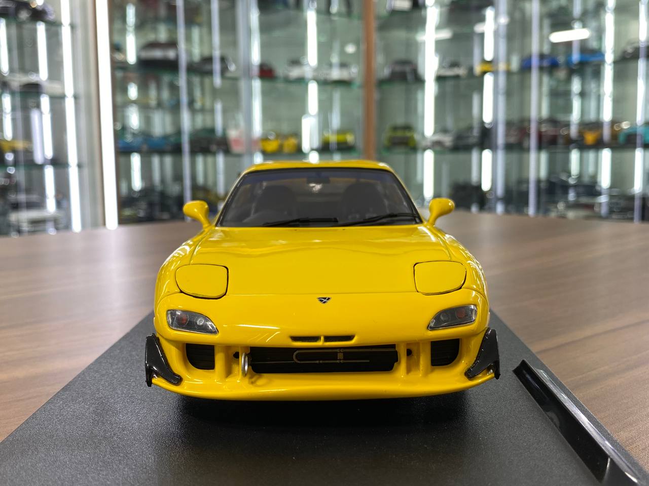 1/18 Diecast Doors opening Solido Mazda RX7 FD RS Streetfighters 1994 Yellow