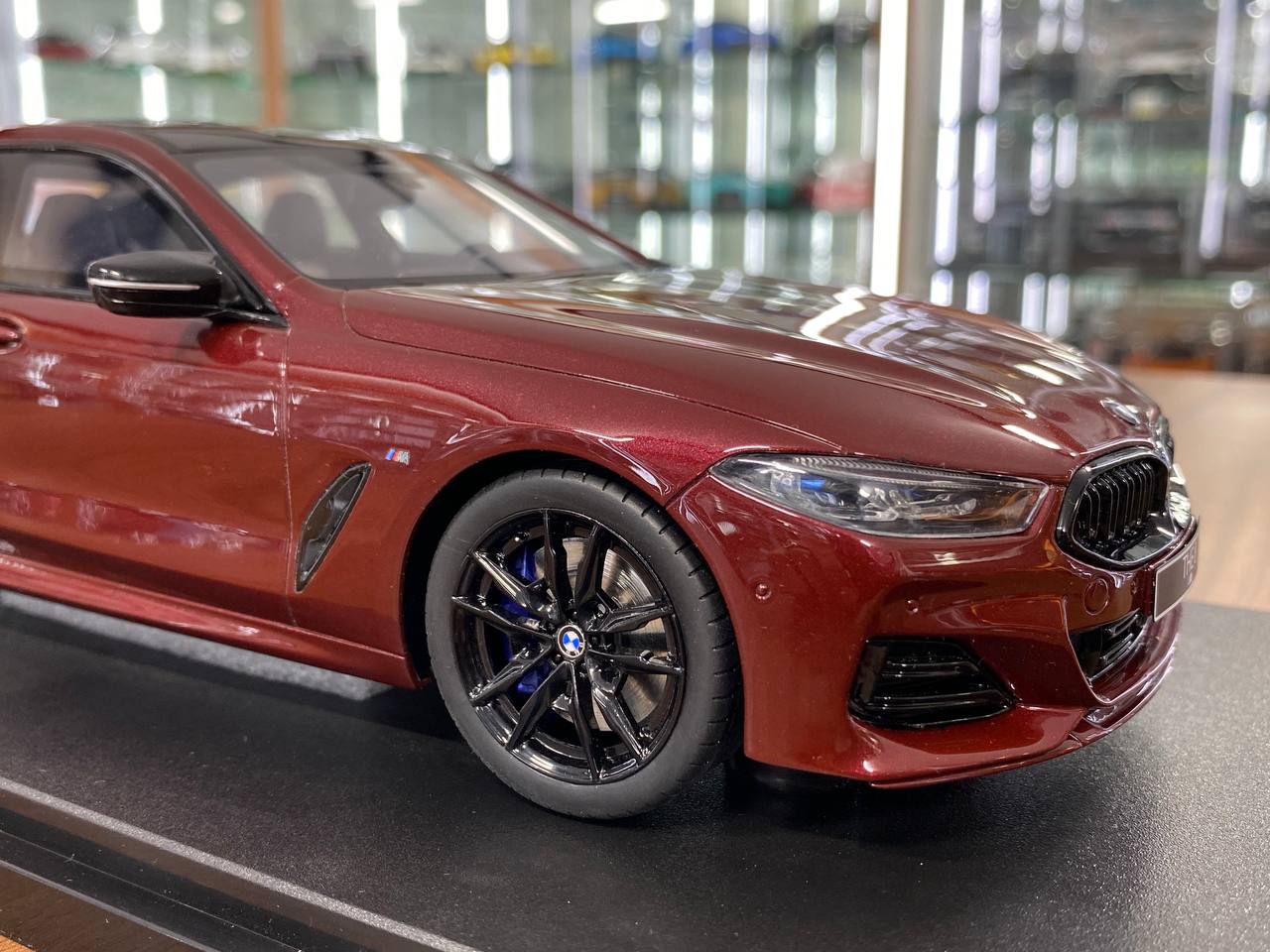 1/18 Resin Model – BMW M850i Gran Coupe xDrive M Performance | GT Spirit | Dark Red