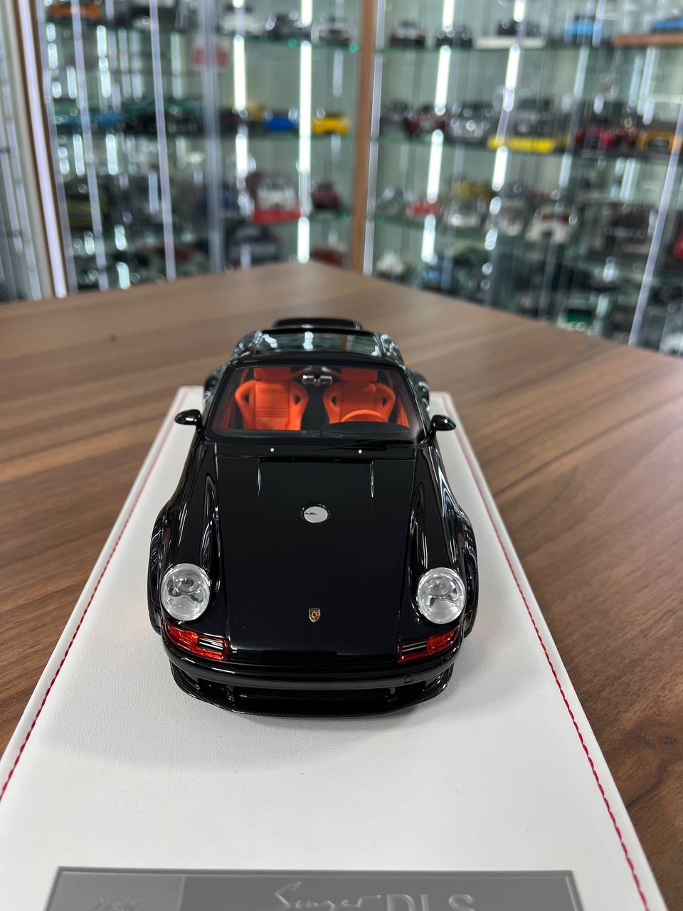 Ivy Models 1:18 Porsche Singer DLS – Black Orange | Resin | Limited to 20 pcs