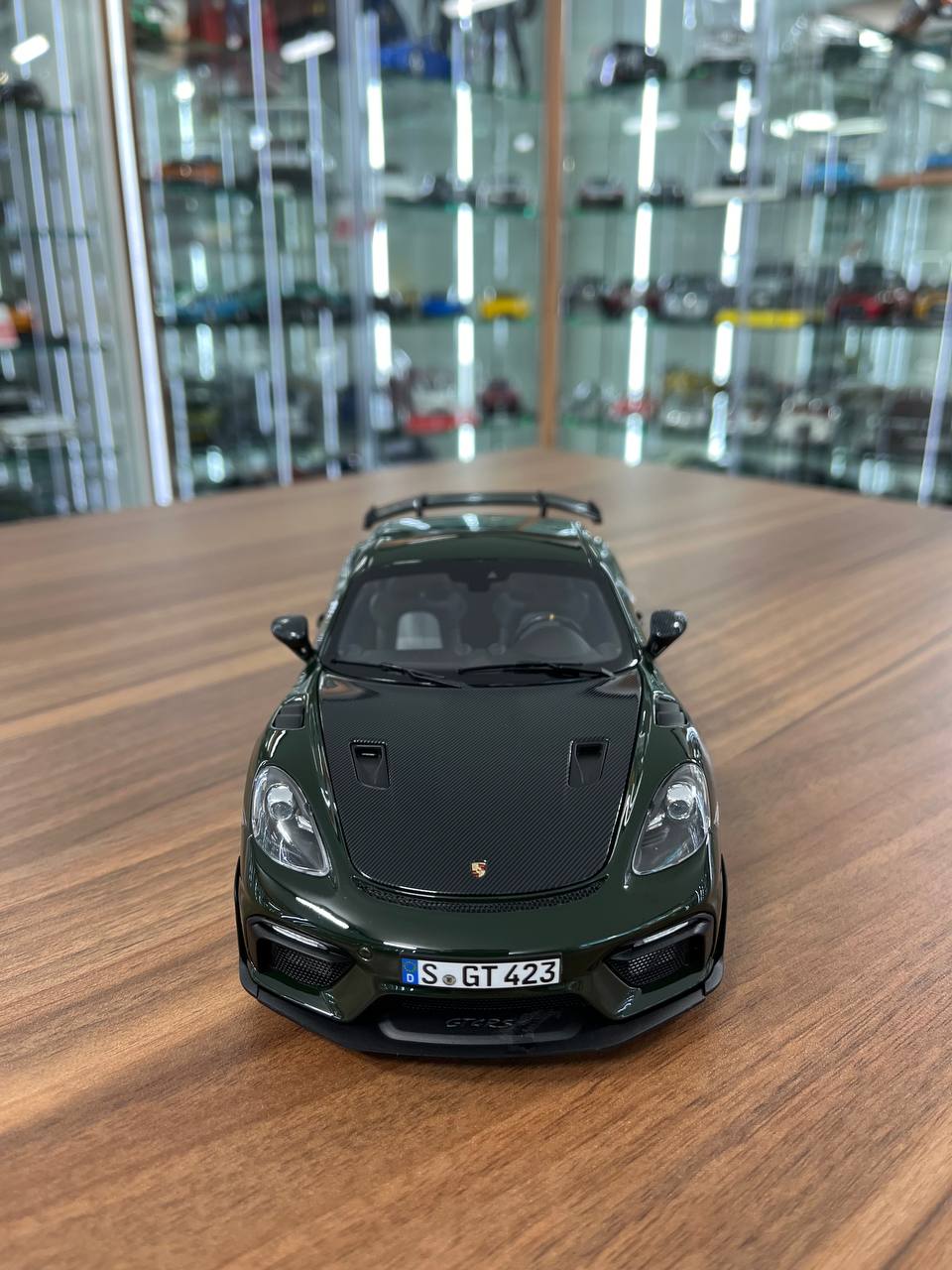 1:18 Diecast Porsche 718 Cayman GT4 RS Weissach | Brewster Green | Norev