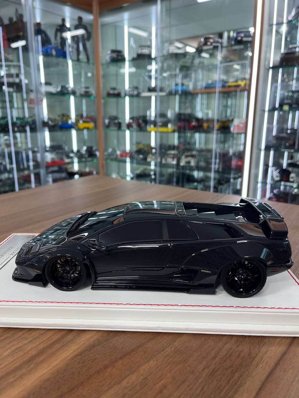 1:18 Lamborghini Diablo 6.0 "Sunset Dream" | Davis & Giovanni | Resin | Carbon Fiber | 1 of 1