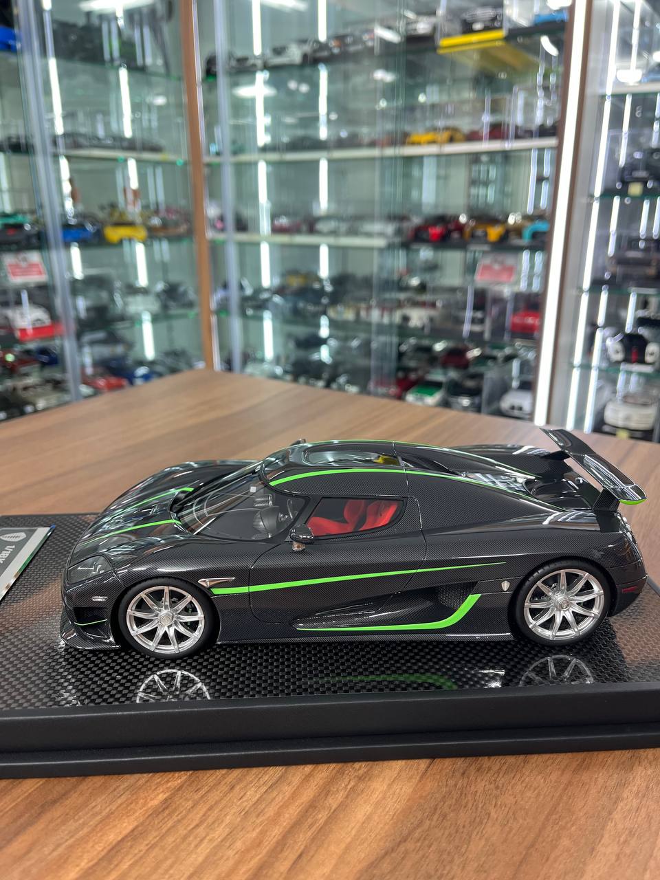 1/18 Koenigsegg CCX Edition Carbon Fiber Green Stripe | VMB Model | Limited 30 Pcs