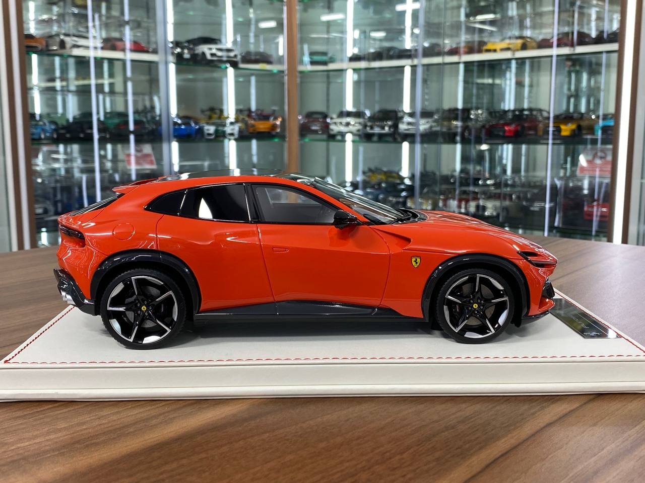 1/18 Resin Ferrari Purosangue by Runner in Orange / Black interior Limited 30 pcs