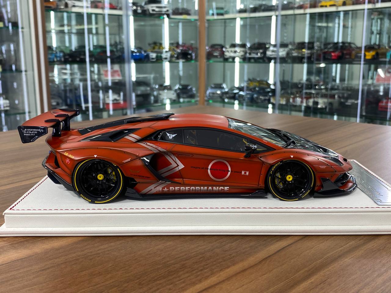 1/18 Resin Davis & Giovanni Lamborghini AVENTADOR SVJ LB Performance Matt orange, Zero Zen Limited- 1 of 8pcs