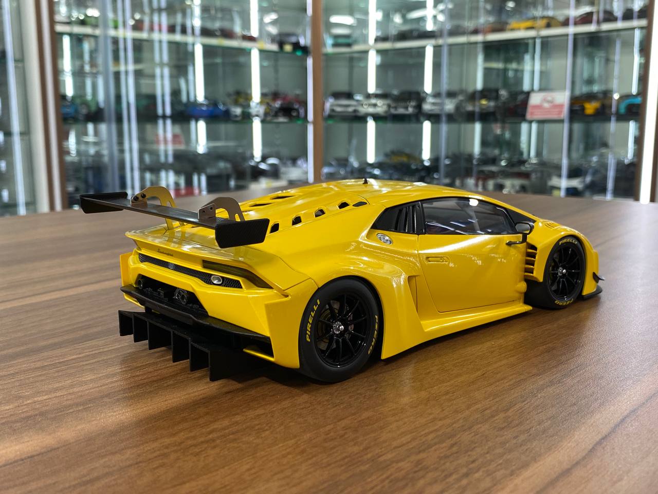 1/18 Diecast Lamborghini Huracan GT3 Yellow AUTOart Scale Model Car