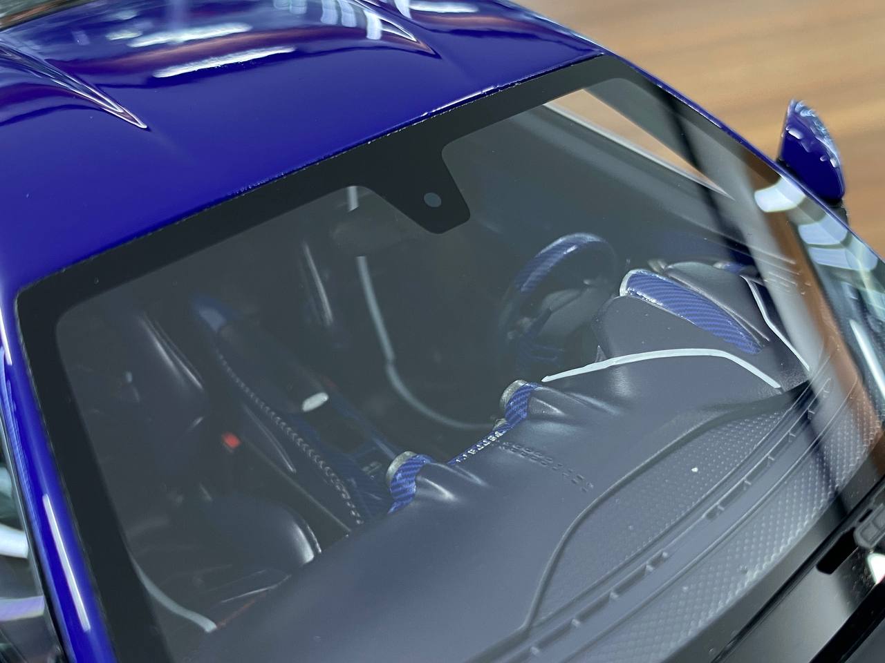 1:18 Resin Model - Ferrari 812 Superfast white by BBR Models