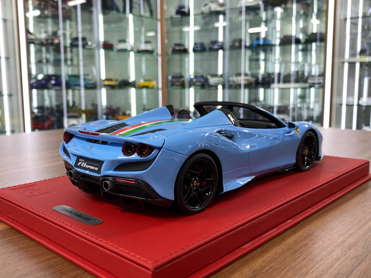 1:18 Resin Model – BBR Deluxe Ferrari F8 Spider – Azzurro La Plata Italian Stripe – Limited to 5 pcs