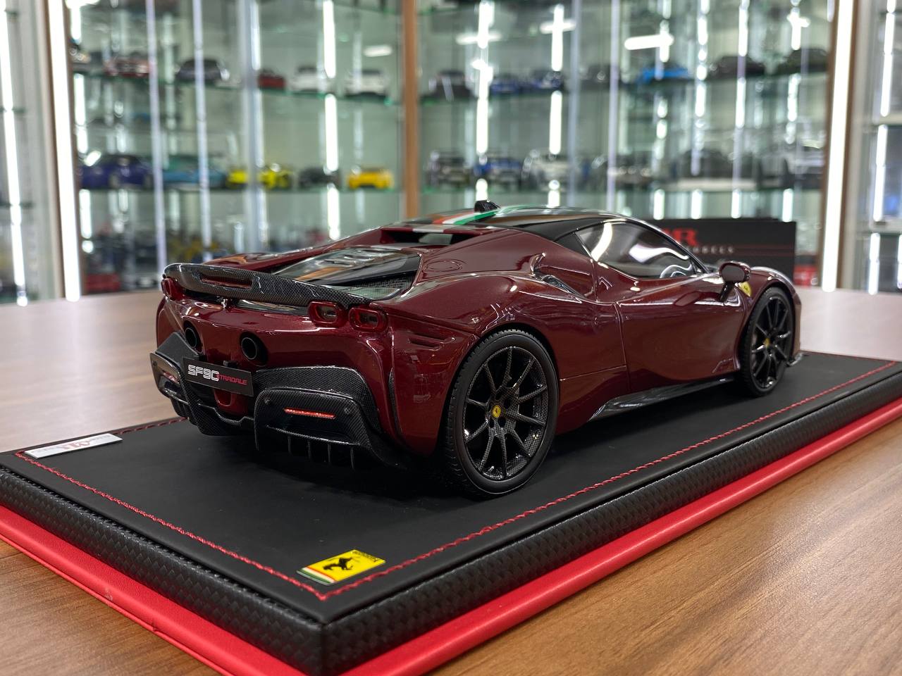 1:18 Resin MR Collection Ferrari SF90 Stradale Maroon / Italian Flag Limited 1 of 1