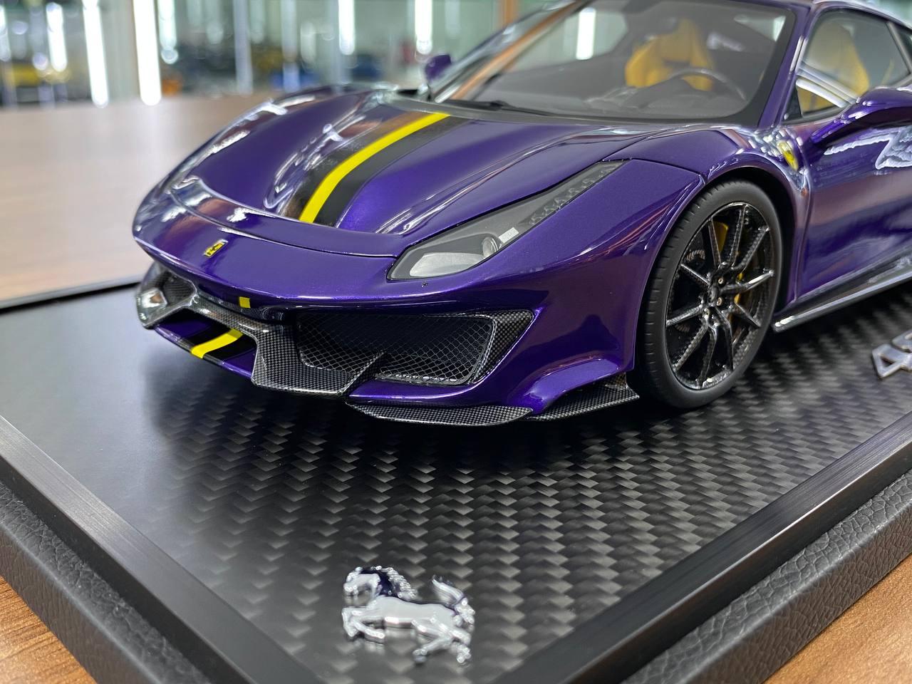 1/18 Resin BBR Models Ferrari 488 Pista Viola Al Humad Ltd.Edn.148 pcs