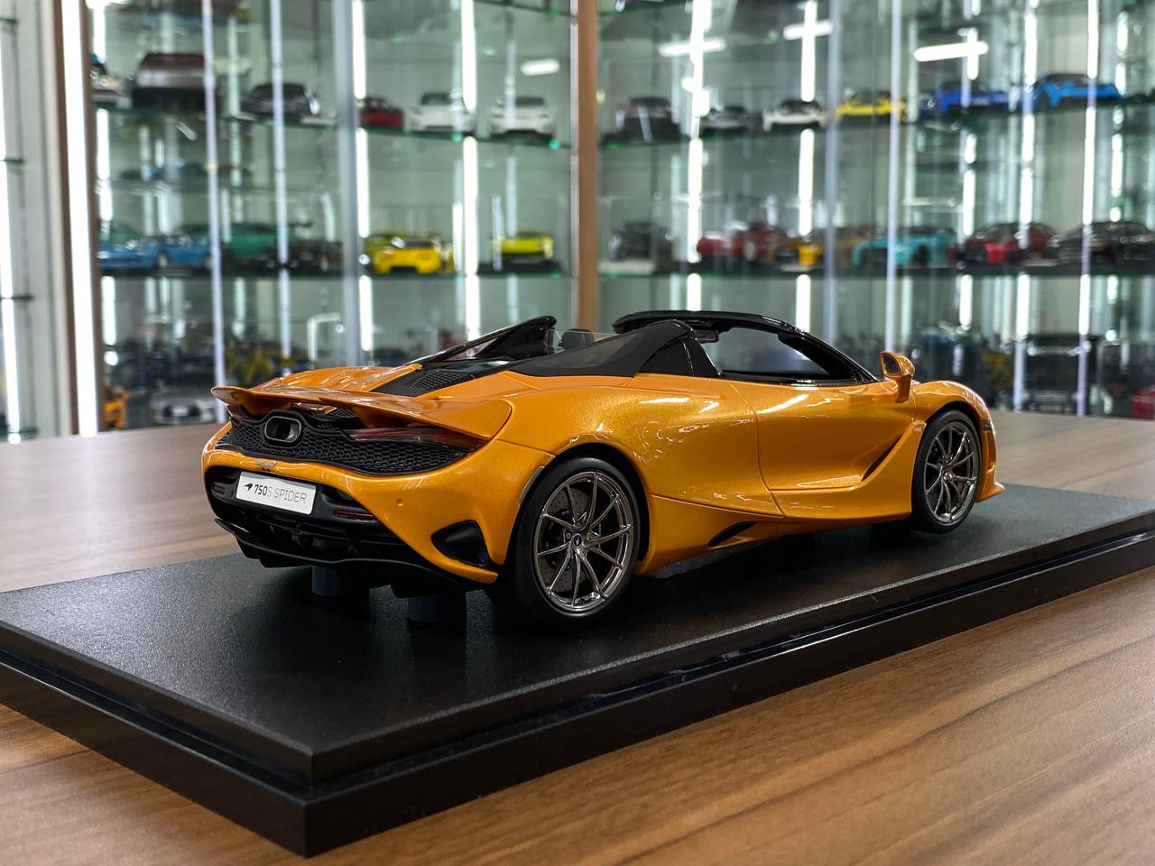 1/18 Resin Model – GT Spirit McLaren 750S Spider Orange Limited Edition