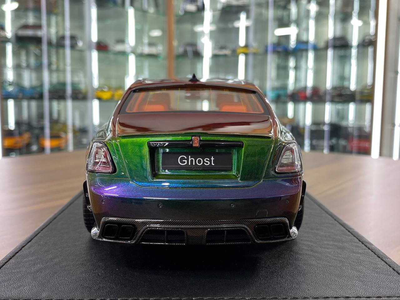 1/18 Resin – VMB Model Rolls-Royce Ghost Artistic Livery  Ltd.Edn - 30 pcs