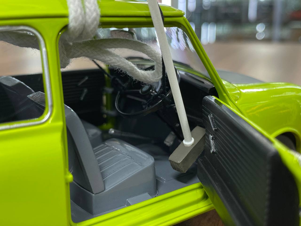 1/18 Diecast TINY Mini Cooper – Mr. Bean Edition (Green with Black Hood) | Doors Opening