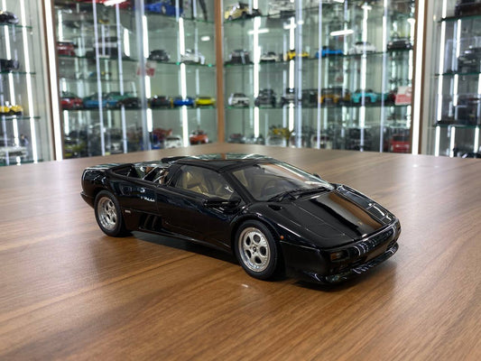 1/18 Diecast Metal Model – Lamborghini Diablo Roadster | AUTOart Performance | Full Opening | Black
