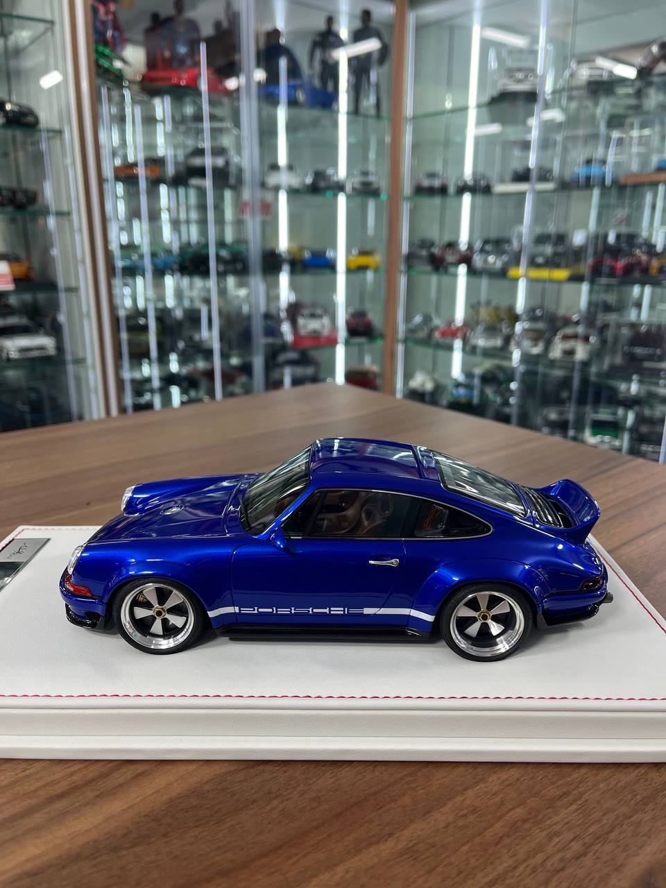 Ivy Models 1:18 Porsche Singer DLS – Blue | Resin | Limited to 20 pcs