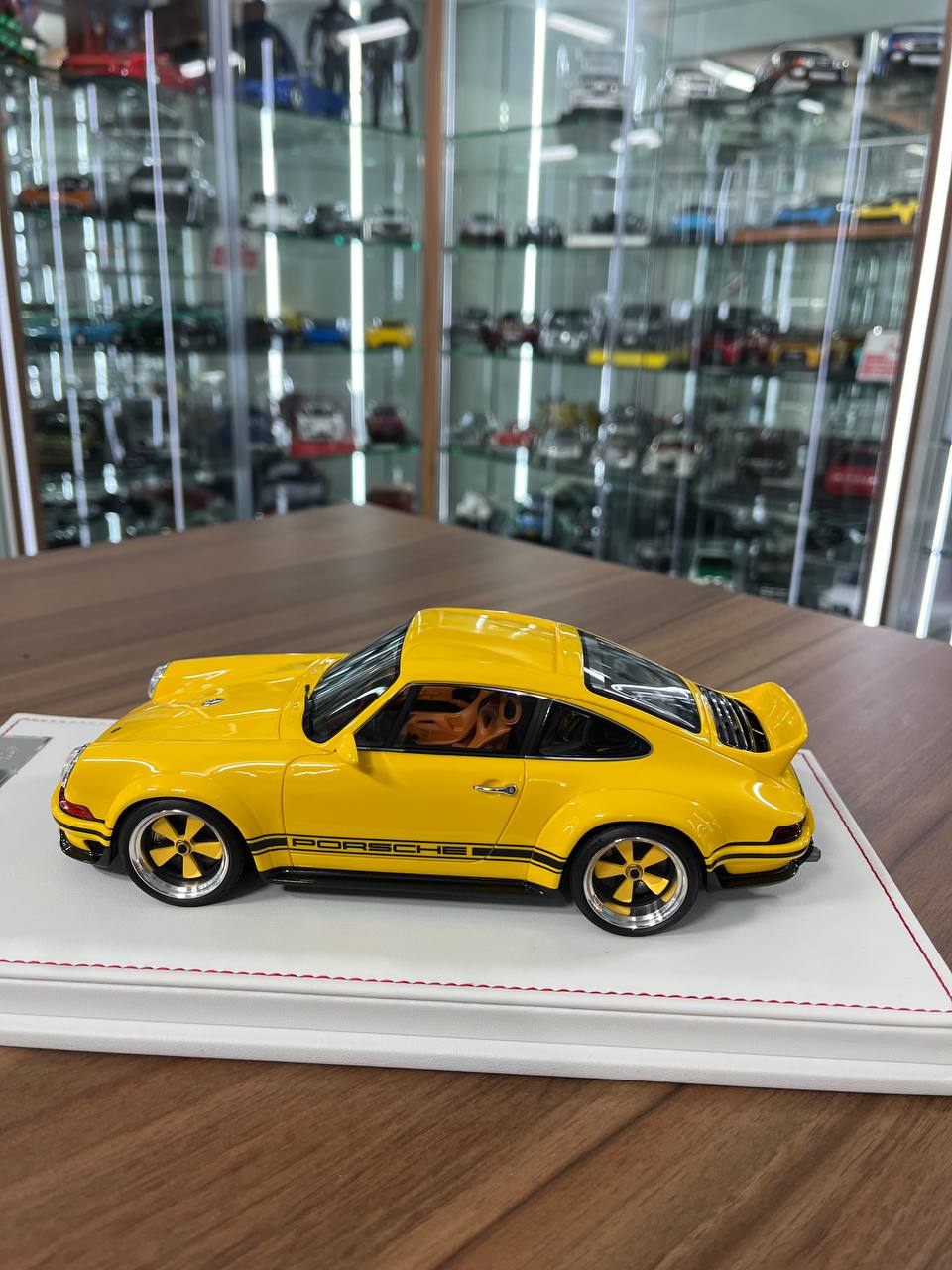 Ivy Models 1:18 Porsche Singer DLS – Vibrant Yellow | Resin | Limited to 30 pcs