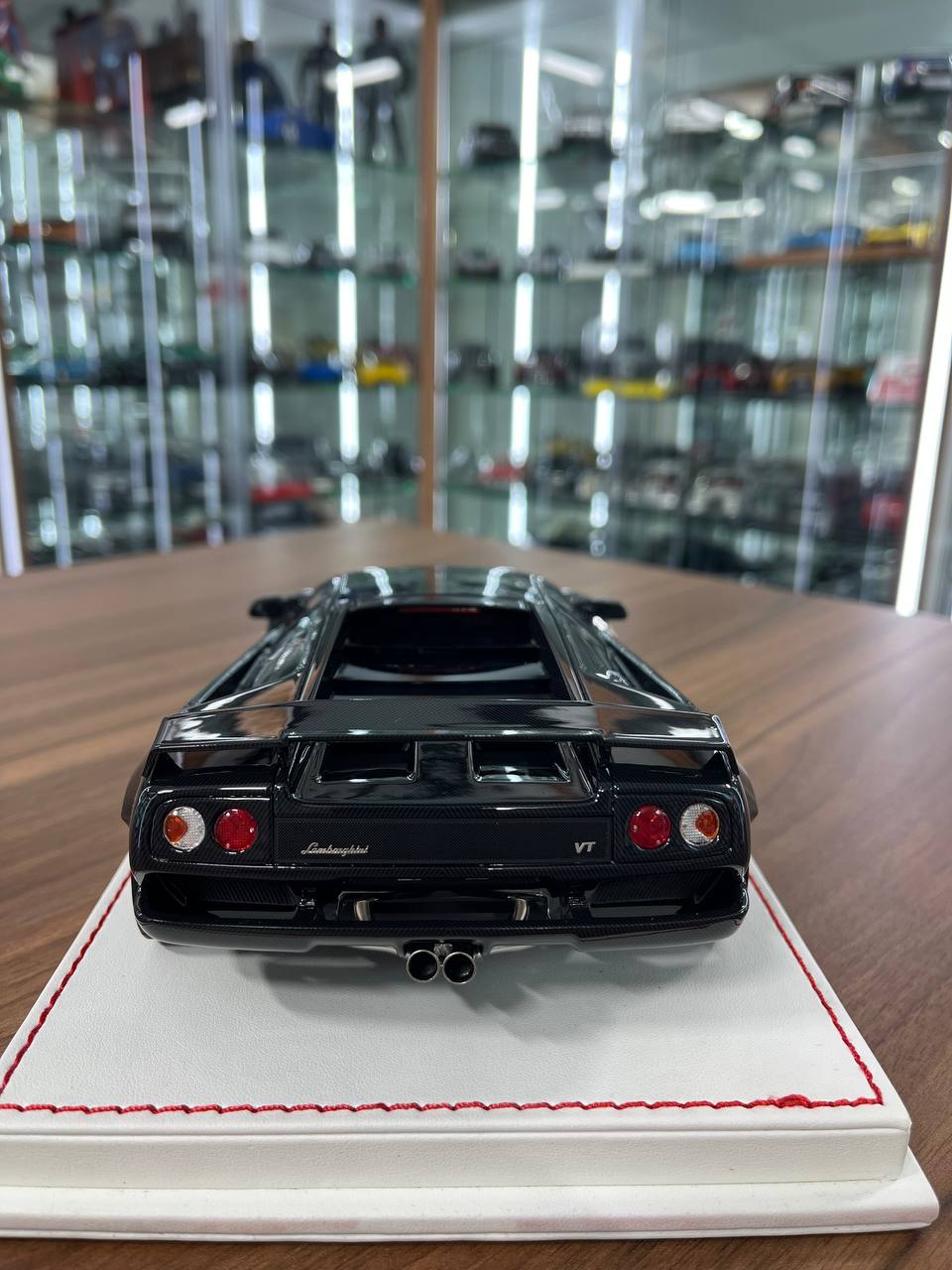 1:18 Lamborghini Diablo 6.0 "Sunset Dream" | Davis & Giovanni | Resin | Carbon Fiber | 1 of 1
