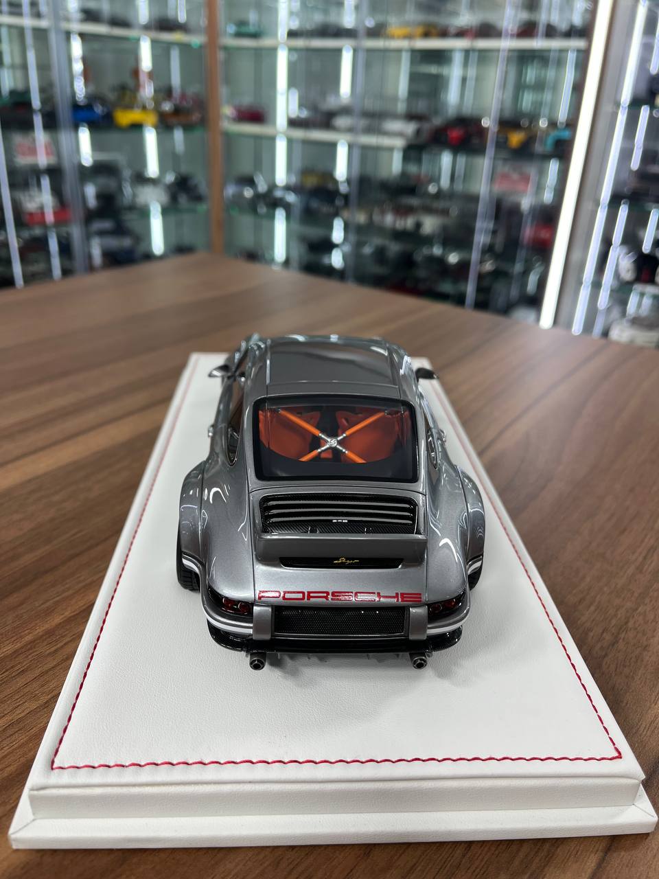 ★ 1/18 Porsche Singer DLS by Ivy Models – Silver with Orange Interior | Limited to 20 Pieces