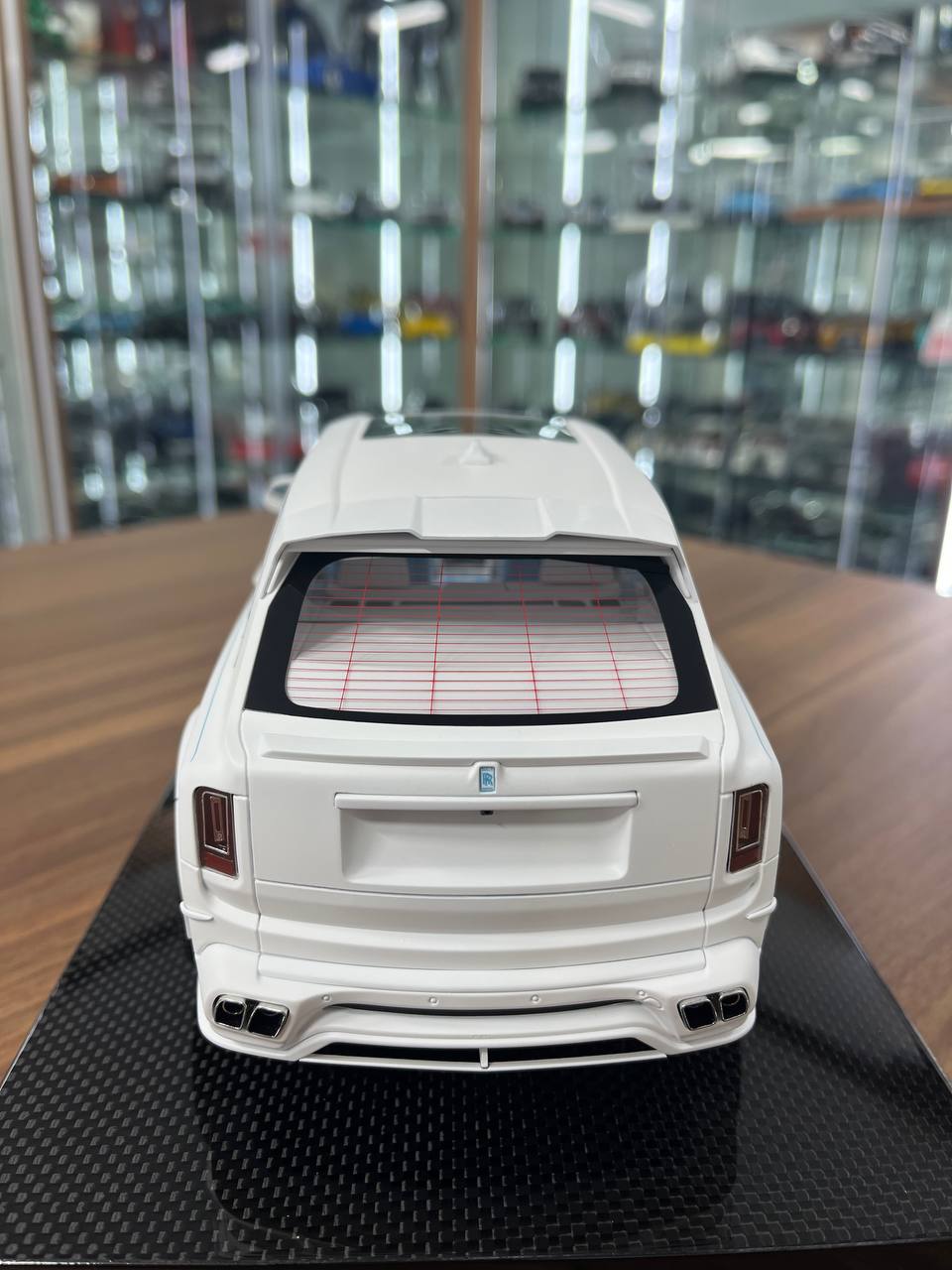 ★ 1/18 Davis & Giovanni Rolls Royce Cullinan Mansory – White / Light Blue | Limited to 03