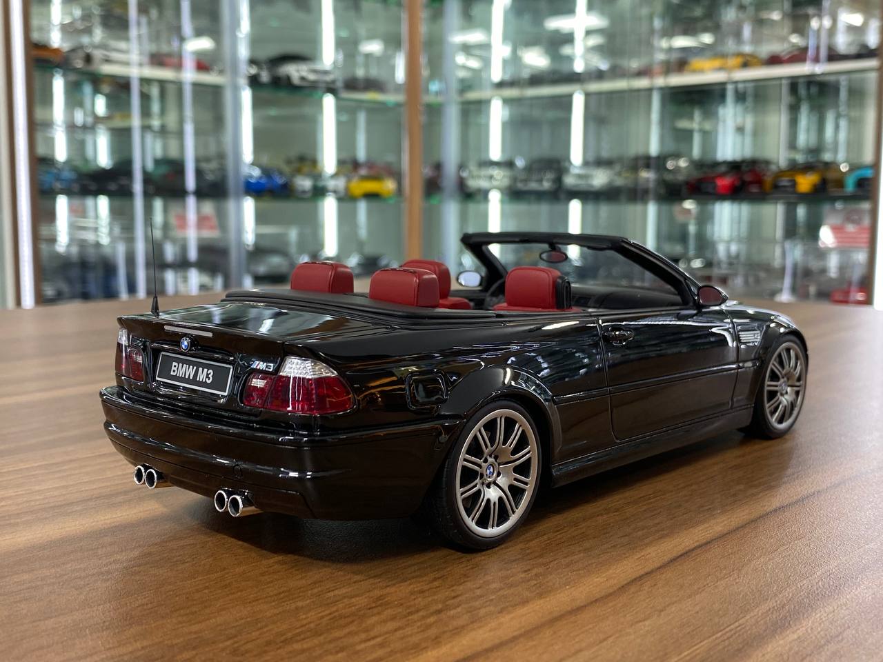 1/18 BMW M3 E46 Cabriolet Black Model Car by Otto