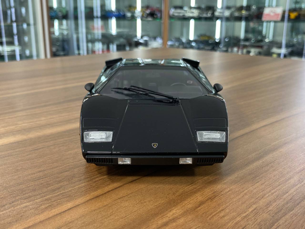 1/18 Diecast Lamborghini Countach LP 400 Black Kyosho Scale Model Car