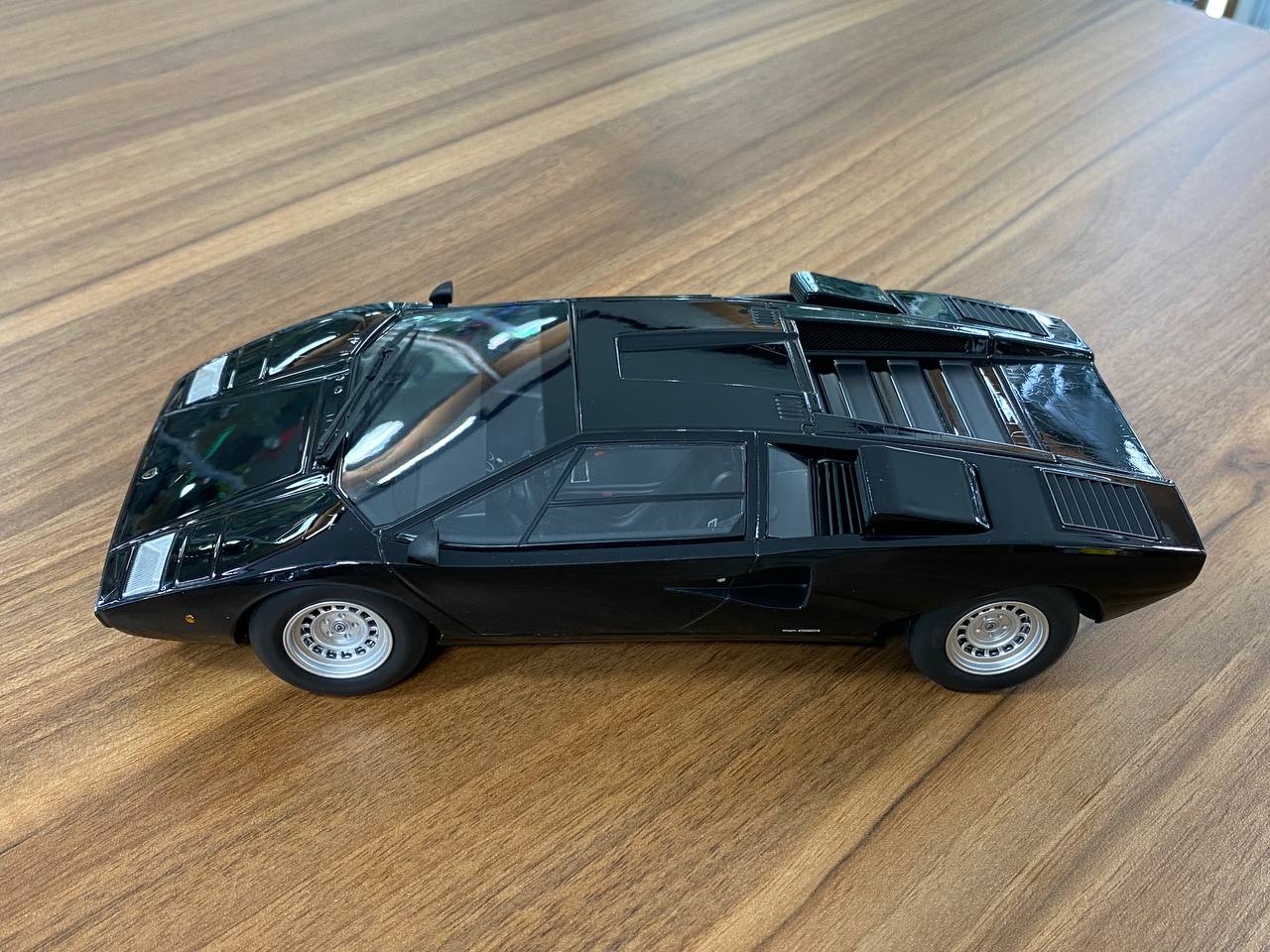1/18 Diecast Lamborghini Countach LP 400 Black Kyosho Scale Model Car