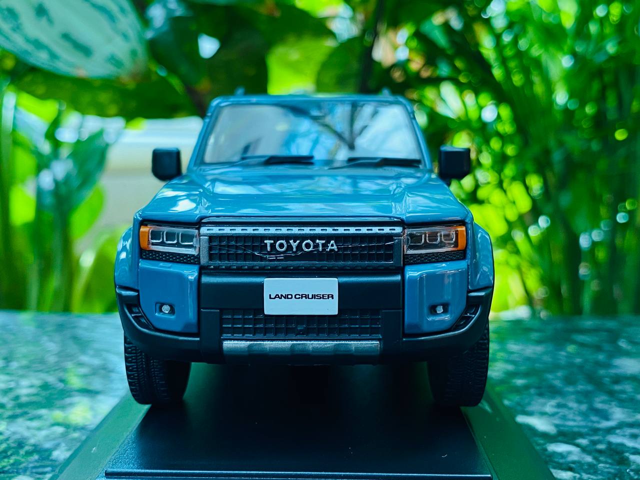 Dealer Edition 2024 Toyota Land Cruiser 250 Resin Model - Smoky Blue | 1/30 Scale