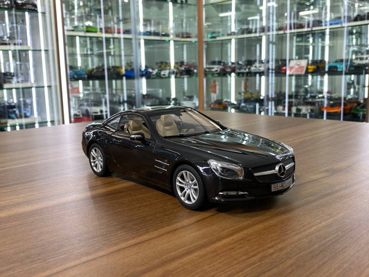 1/18 Diecast Model – Norev Dealer Edition Mercedes-Benz SL Class (R231) 2012 in Magnetit Schwarz metallic black