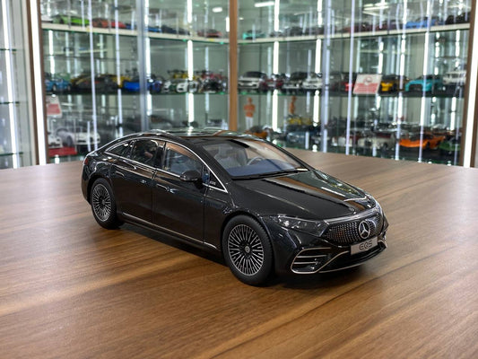 1/18 metal diecast NZG Dealer Edition Mercedes Benz EQS  Graphite Grey