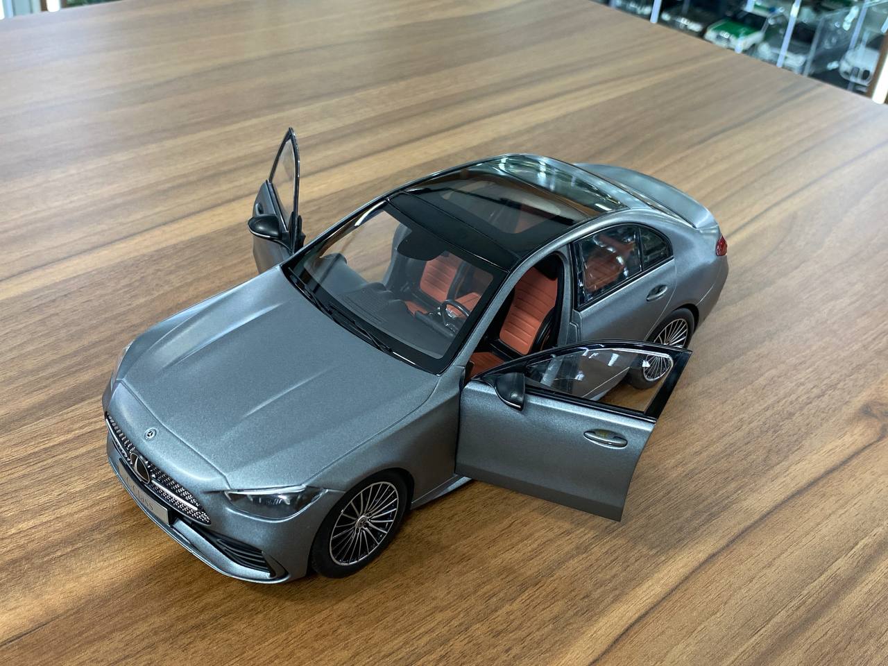 1/18 metal diecast NZG Dealer Edition Mercedes Benz C Class ( W206 ) 2022 Grey