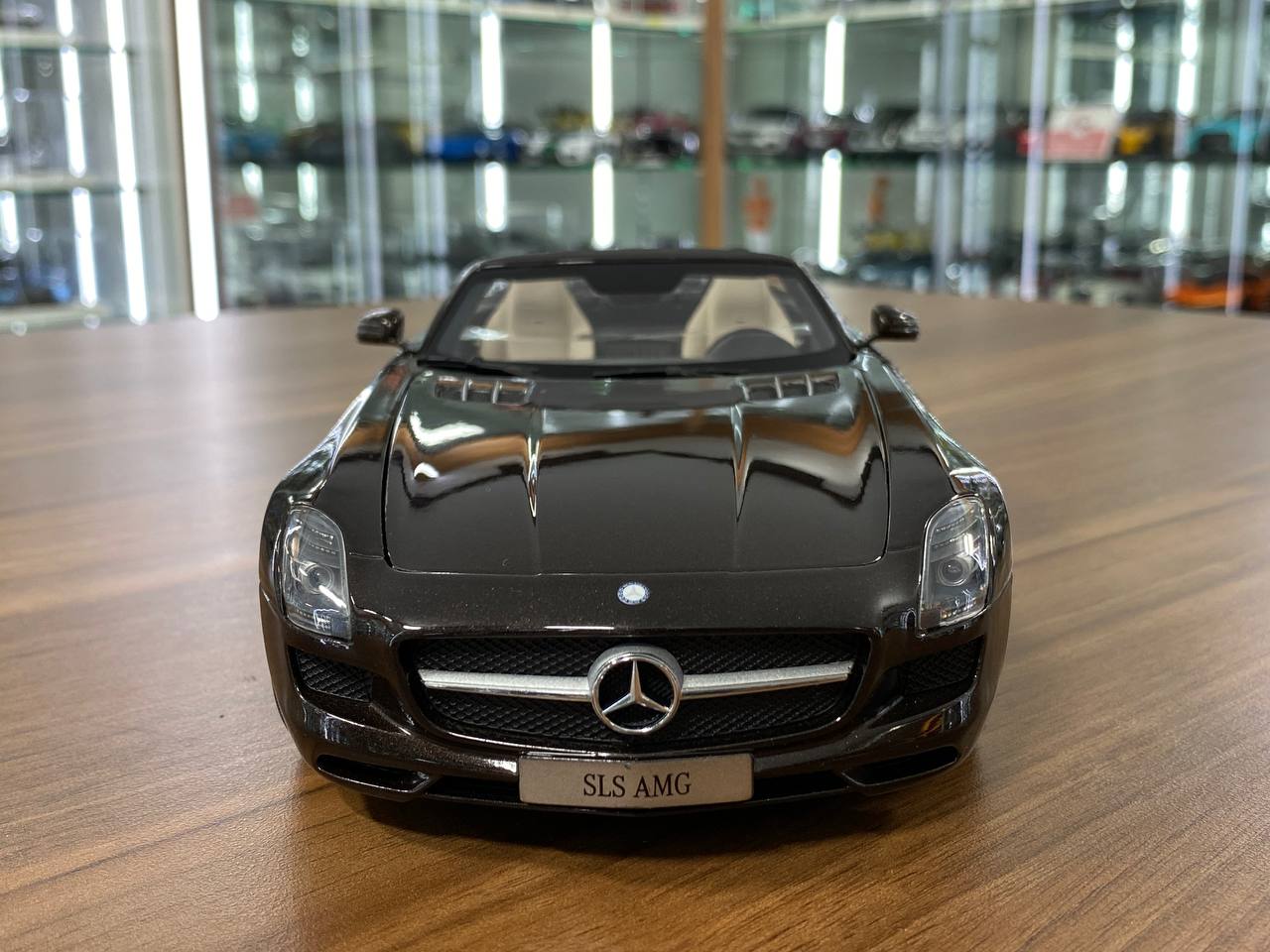 1/18 metal diecast Paul’s Models Art Dealer Edition Mercedes-Benz SLS AMG Roadster in Color - AMG Sepang Brown