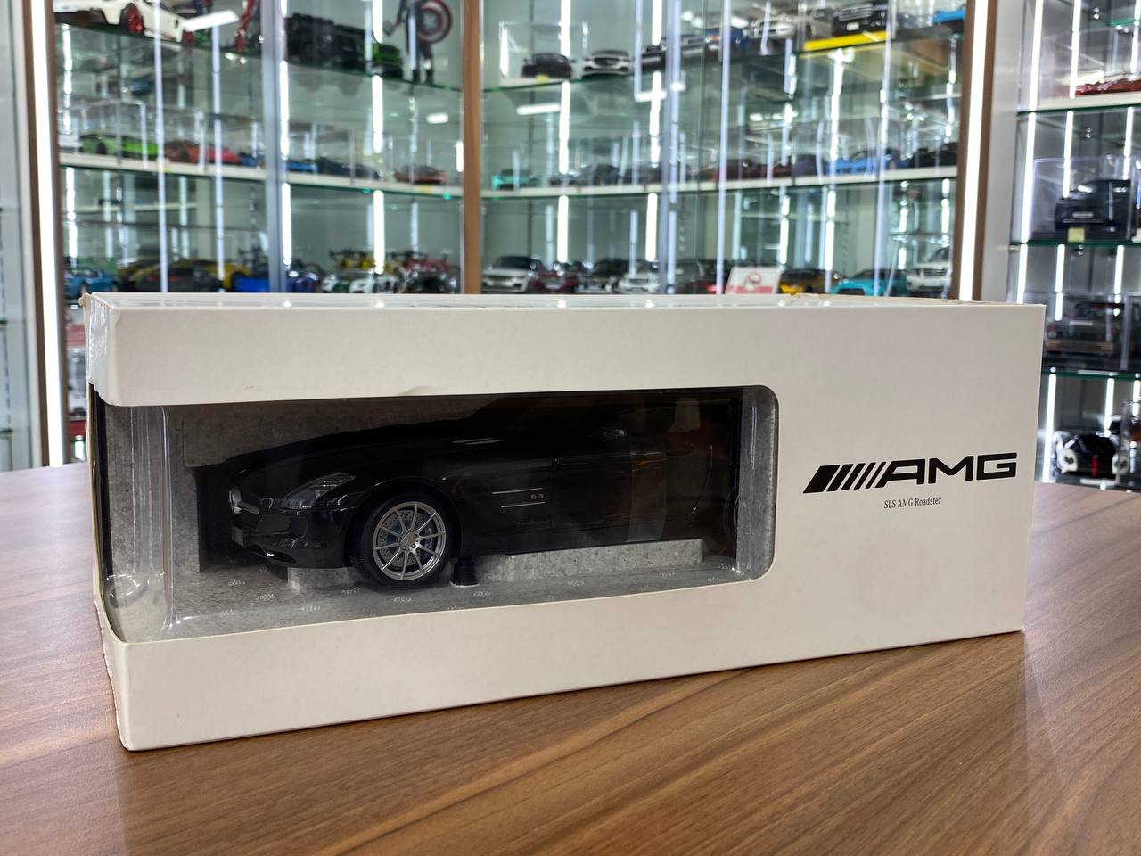 1/18 metal diecast Paul’s Models Art Dealer Edition Mercedes-Benz SLS AMG Roadster in Color - AMG Sepang Brown