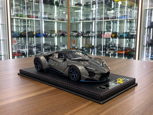 1/18 Resin W Motors Fenyr SuperSport with Grey Limited Edition - 3500 pcs