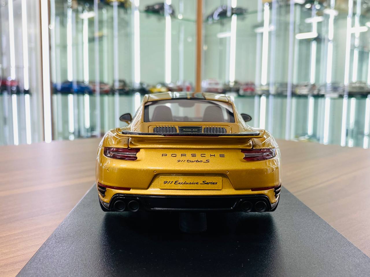 GT Spirit Porsche 911 Turbo S Resin Model - Gold | 1/18 Scale, Limited Edition