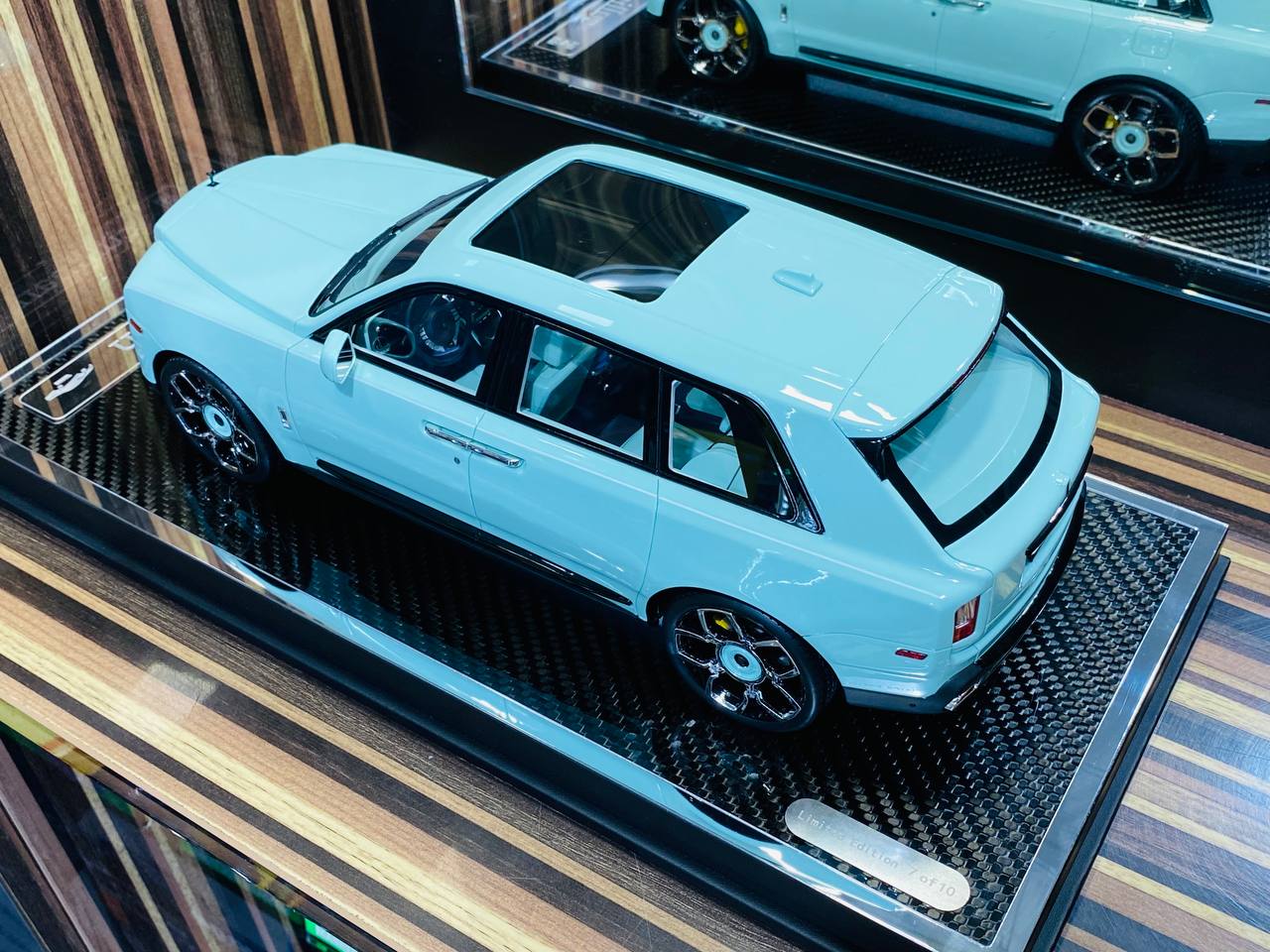 Exclusive YY Model Rolls Royce Cullinan Resin Model - Tiffany | Limited Edition!