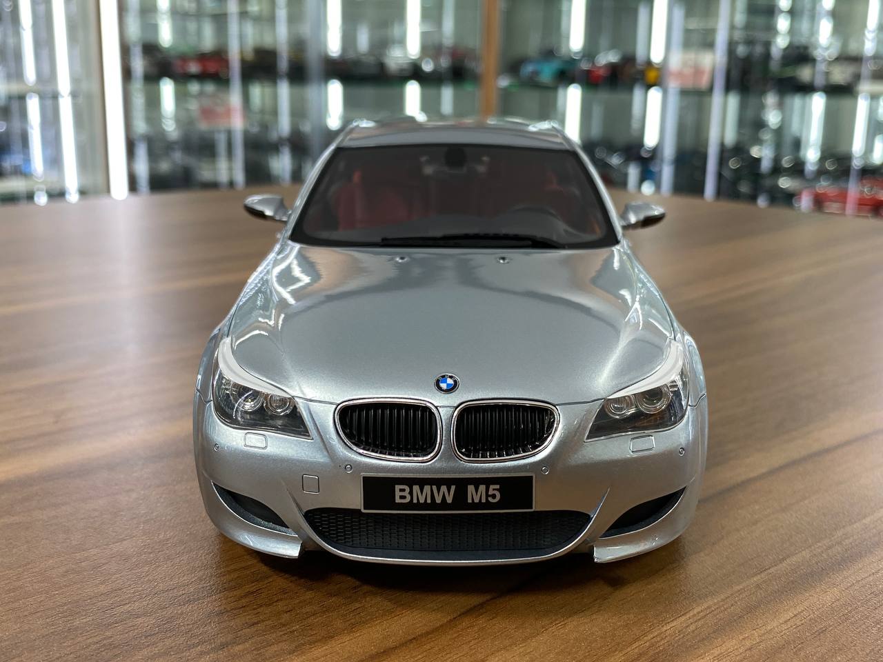 1/18 Resin BMW M5 E60 2008 - Silver by OttOMobile - Limited 4000 pcs