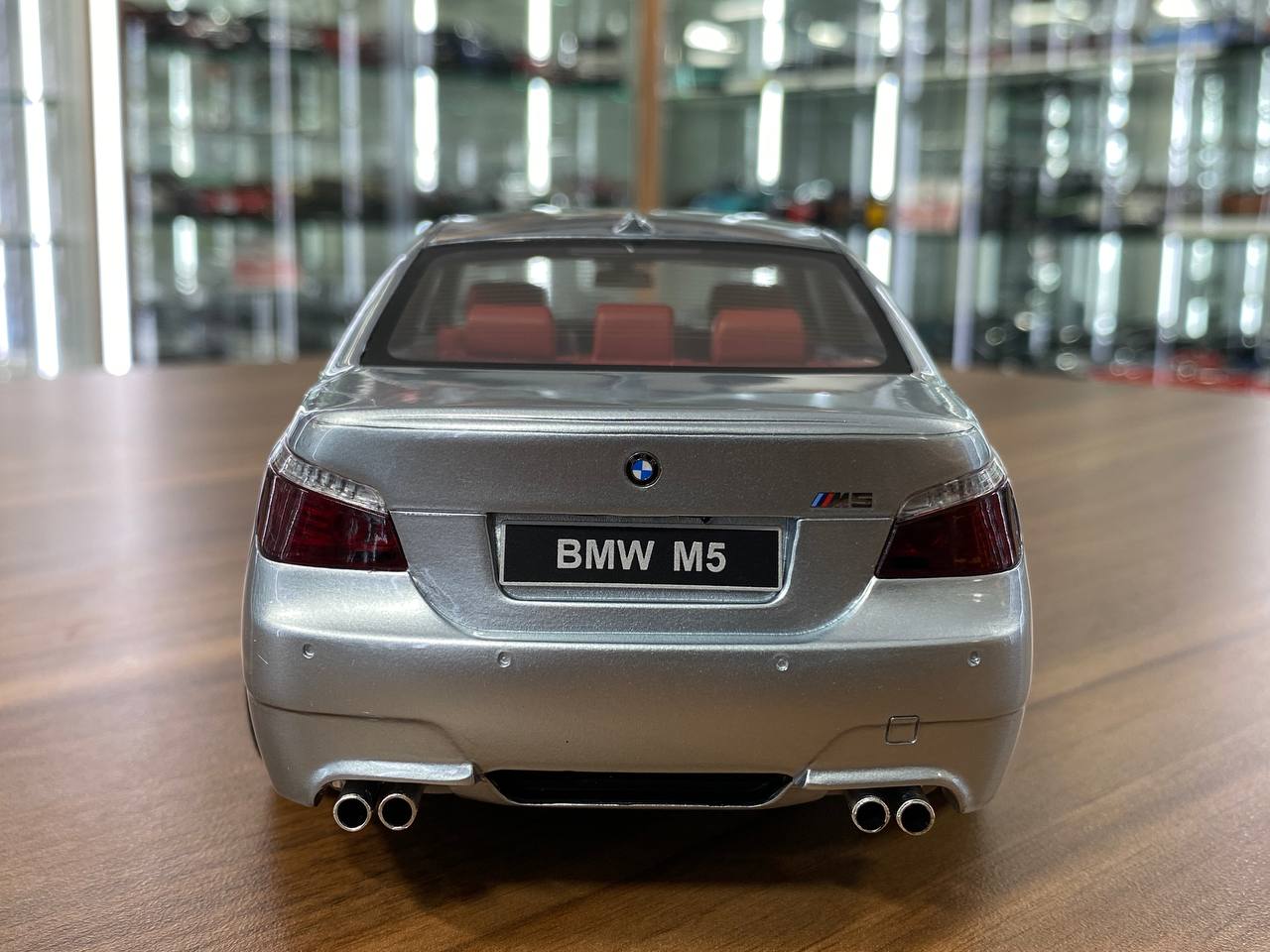 1/18 Resin BMW M5 E60 2008 - Silver by OttOMobile - Limited 4000 pcs