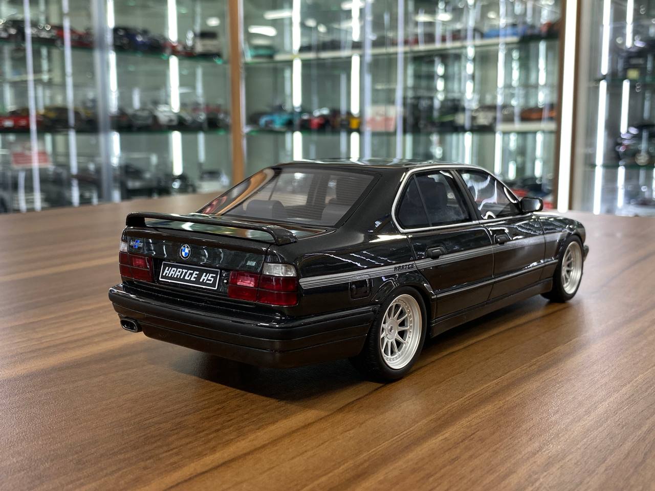 1/18 Resin BMW Hartge H5 V12 E34 Sedan - Black by OttOMobile - Limited 3000 pcs